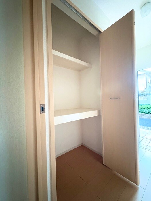 物件内観写真19　(収納)