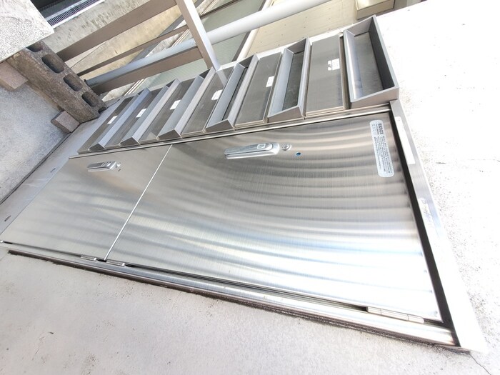 物件外観写真4　(建物設備)