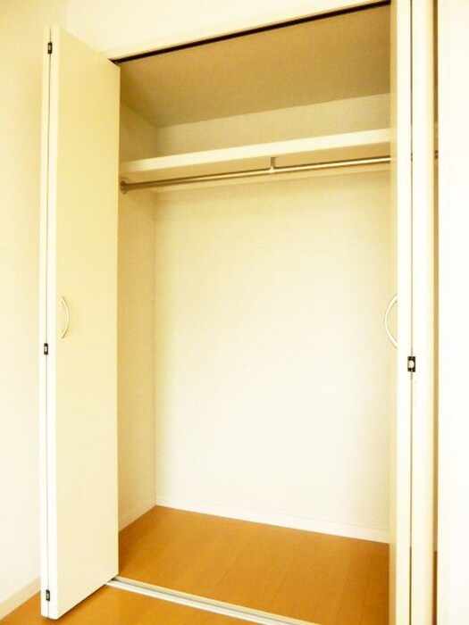 物件内観写真13　(収納)