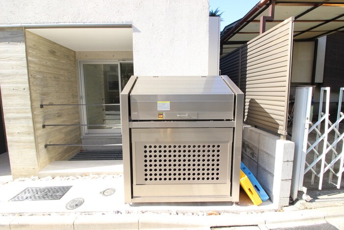 物件外観写真6　(建物設備)