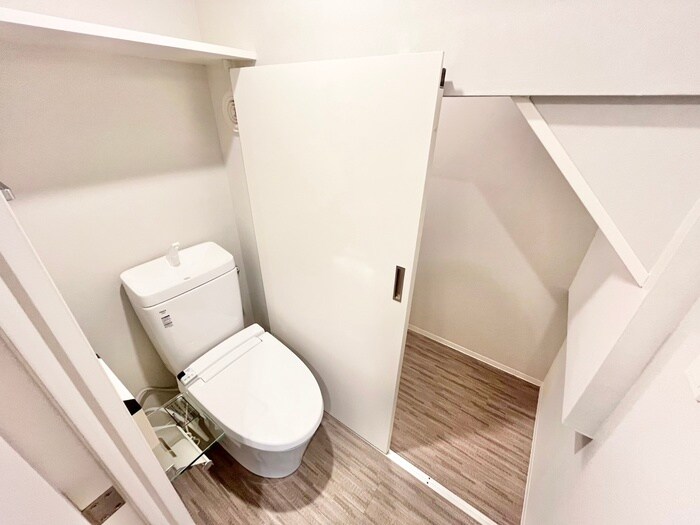 物件内観写真14　(トイレ)