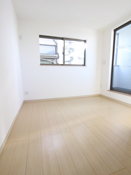 物件内観写真7　(居室)