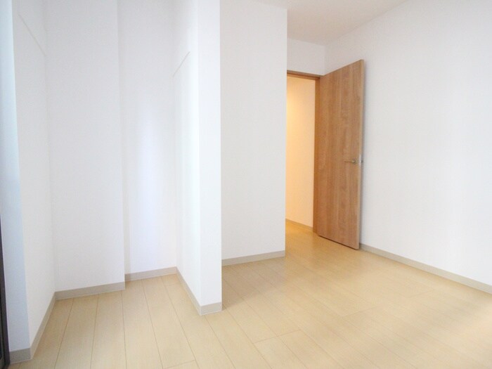 物件内観写真11　(居室)