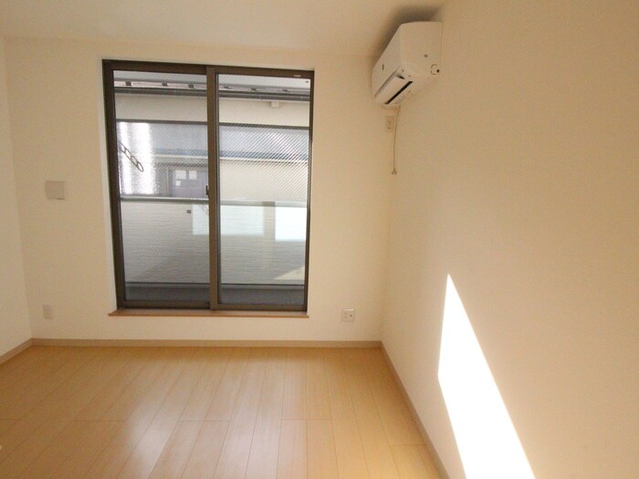 物件内観写真21　(居室)