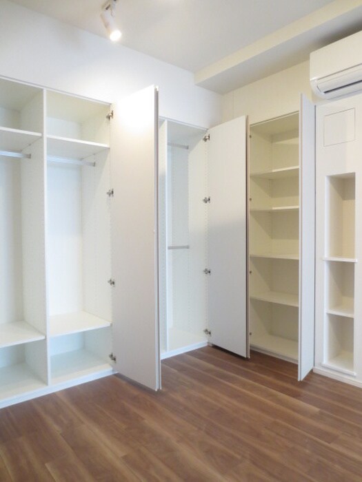 物件内観写真9　(収納)