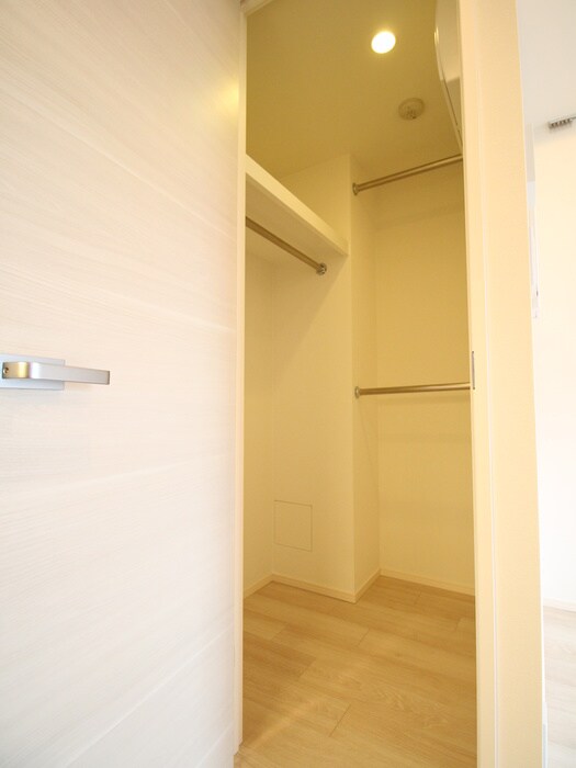 物件内観写真9　(収納)