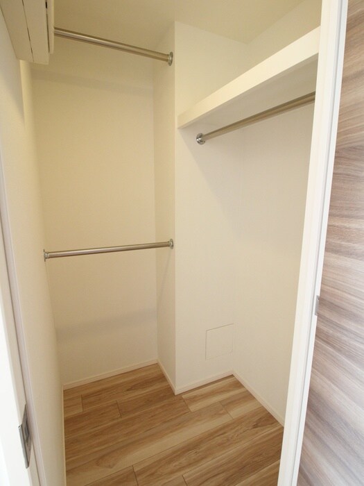 物件内観写真10　(収納)