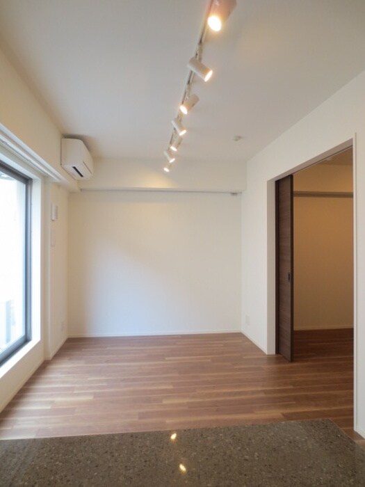 物件内観写真12　(居室)