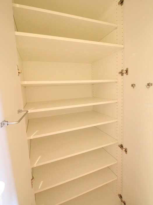 物件内観写真16　(靴箱)