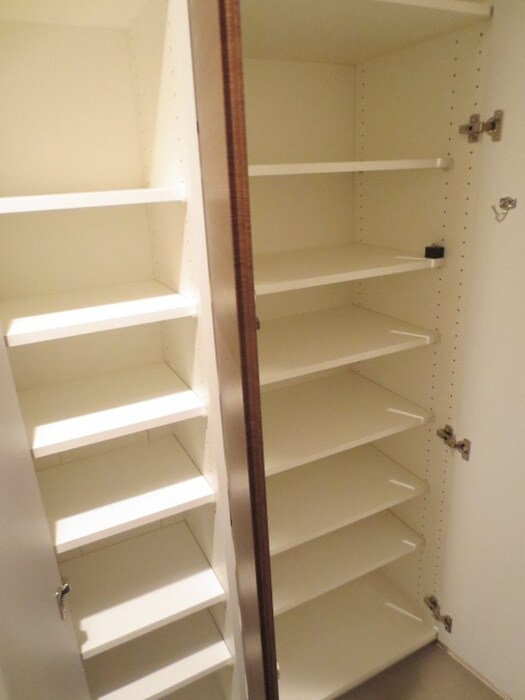 物件内観写真17　(靴箱)