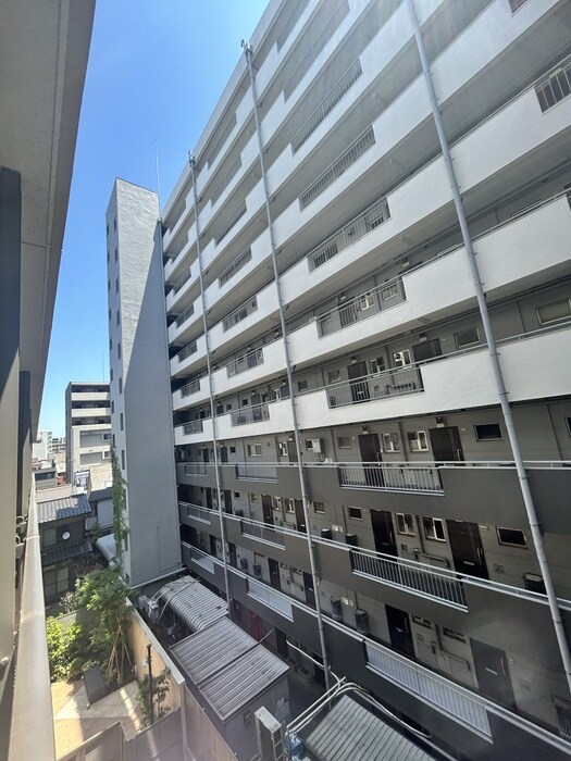 物件内観写真21　(室内からの展望)