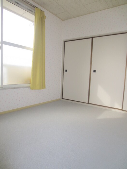 物件内観写真8　(居室)