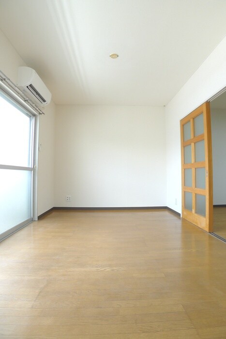 物件内観写真14　(居室)