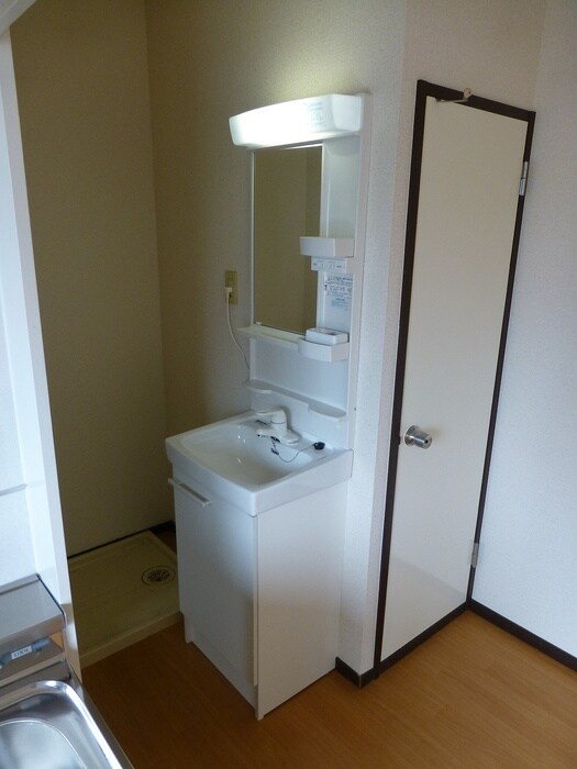 物件内観写真7　(洗面)