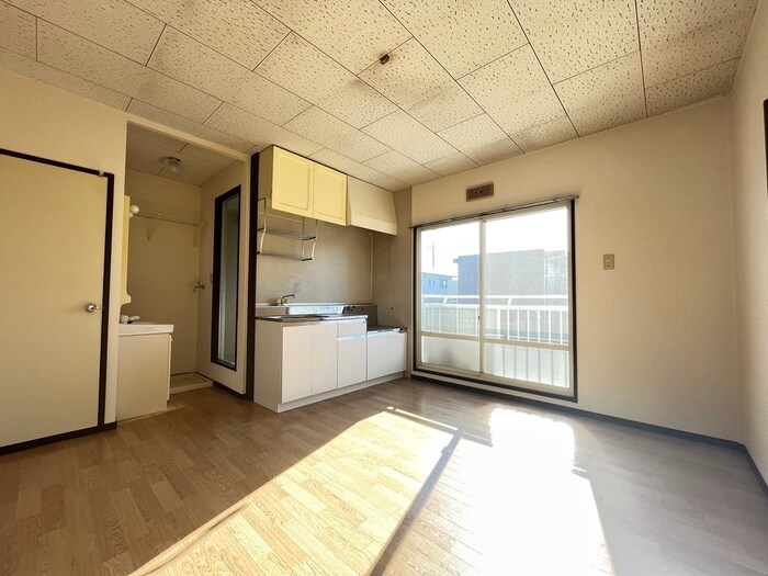 物件内観写真11　(居室)