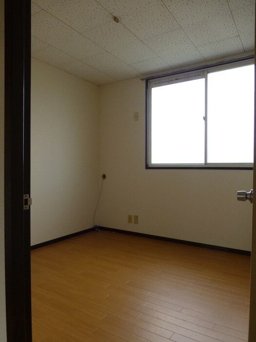 物件内観写真12　(居室)