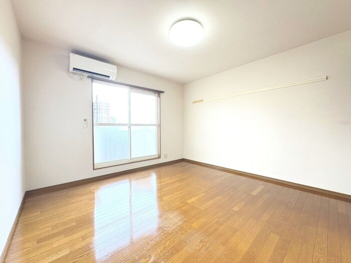 物件内観写真13　(居室)