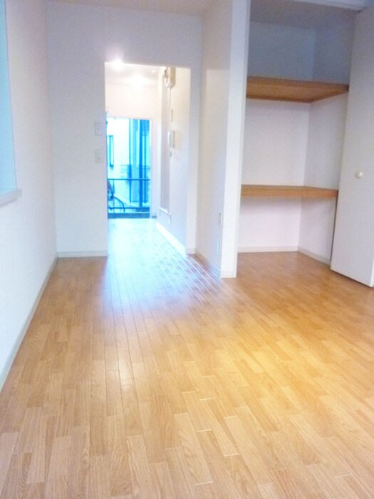 物件内観写真10　(収納)