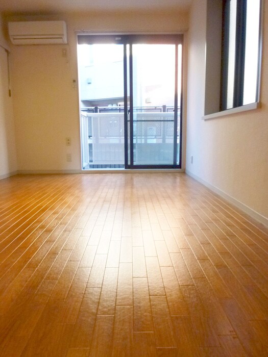 物件内観写真12　(居室)