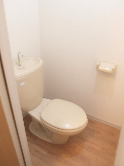 物件内観写真15　(トイレ)