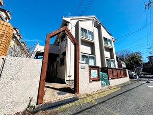 パ－クサイドヴィラ外観写真