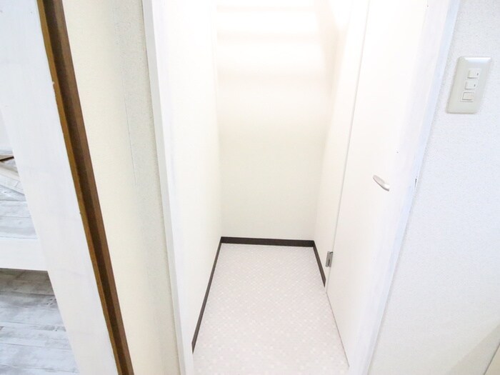 物件内観写真13　(居室)