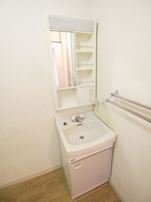 物件内観写真10　(洗面)