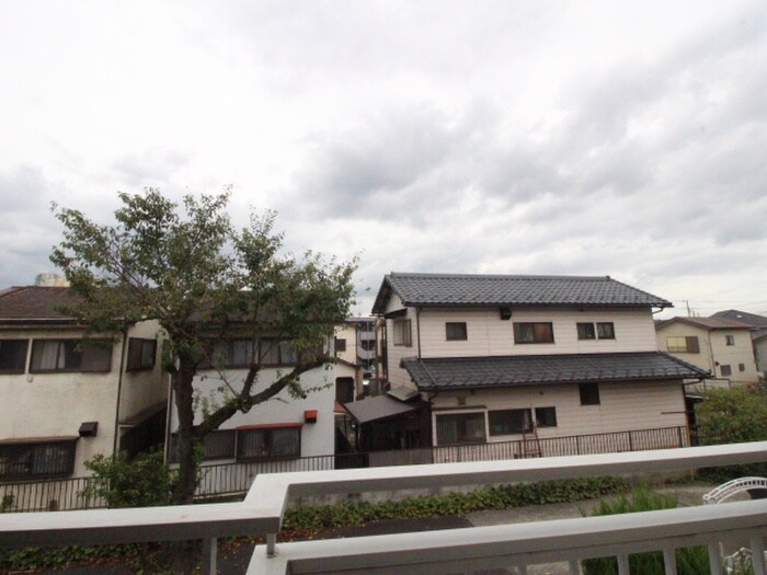 物件内観写真20　(室内からの展望)