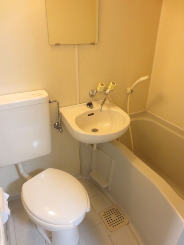 バス／シャワールーム等