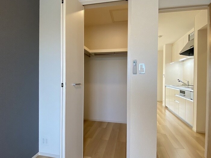 物件内観写真10　(収納)