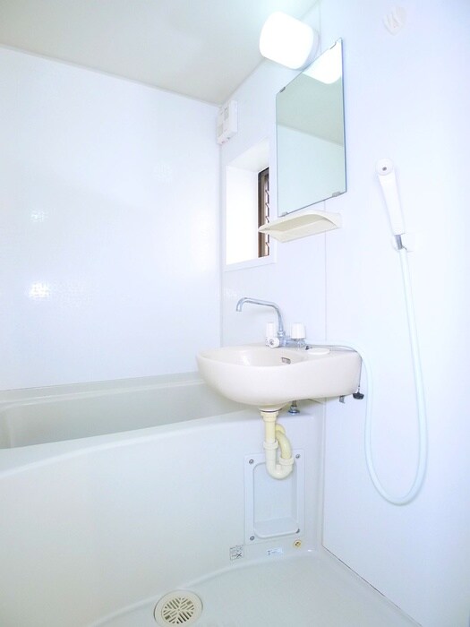 物件内観写真13　(バス／シャワールーム等)