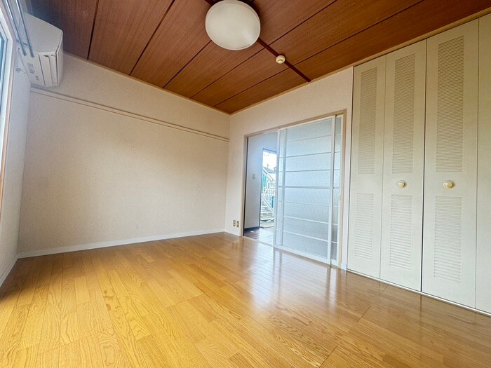 物件内観写真9　(居室)