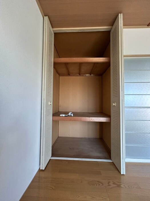 物件内観写真14　(収納)