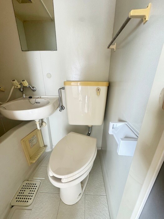 物件内観写真15　(トイレ)