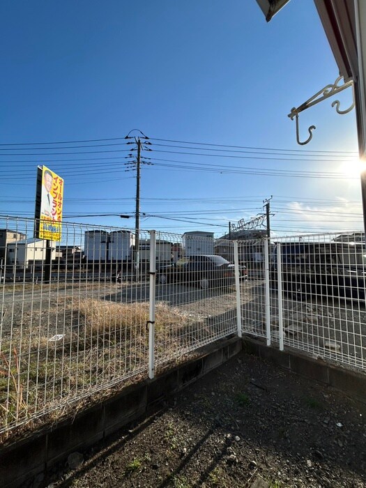 物件内観写真16　(室内からの展望)