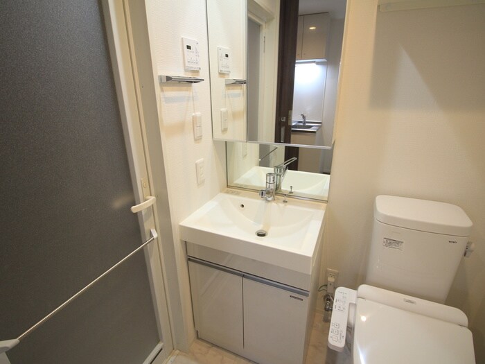 物件内観写真14　(洗面)