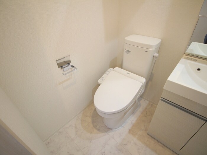 物件内観写真16　(トイレ)