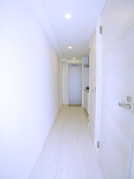 物件内観写真18　(廊下)