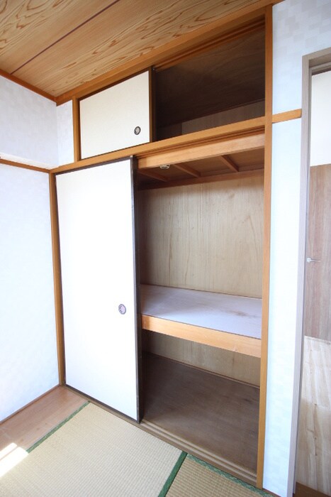 物件内観写真16　(収納)