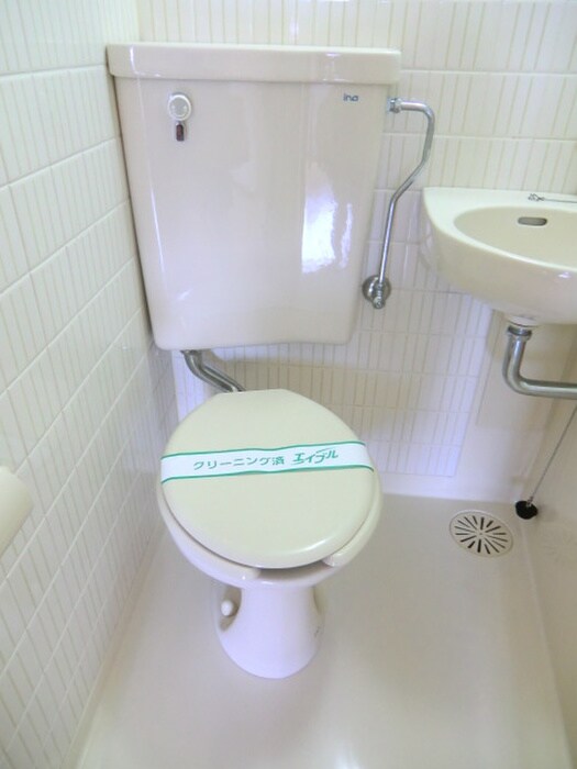 物件内観写真15　(トイレ)