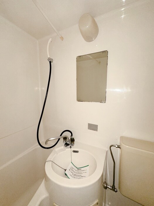 物件内観写真12　(洗面)