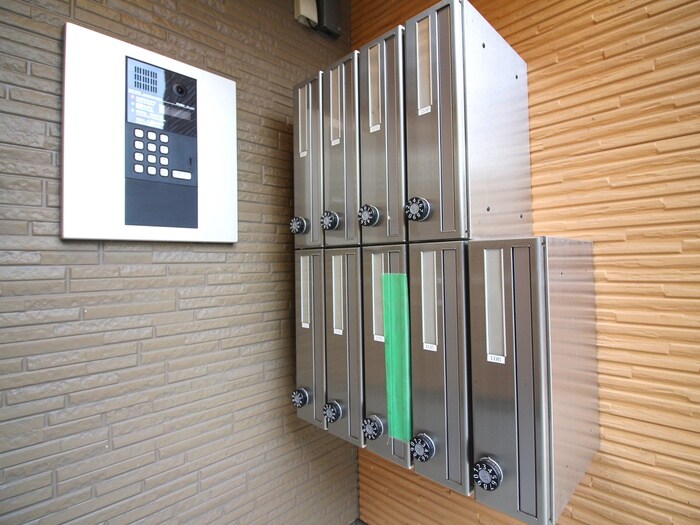 物件外観写真4　(建物設備)