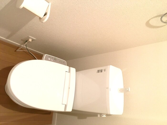 物件内観写真15　(トイレ)