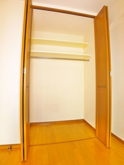物件内観写真11　(収納)