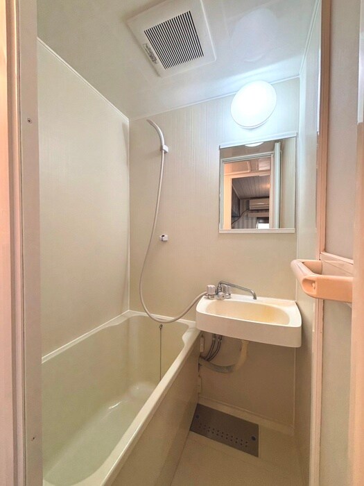 物件内観写真10　(バス／シャワールーム等)