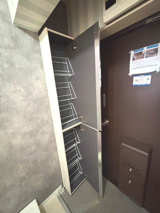 物件内観写真13　(靴箱)