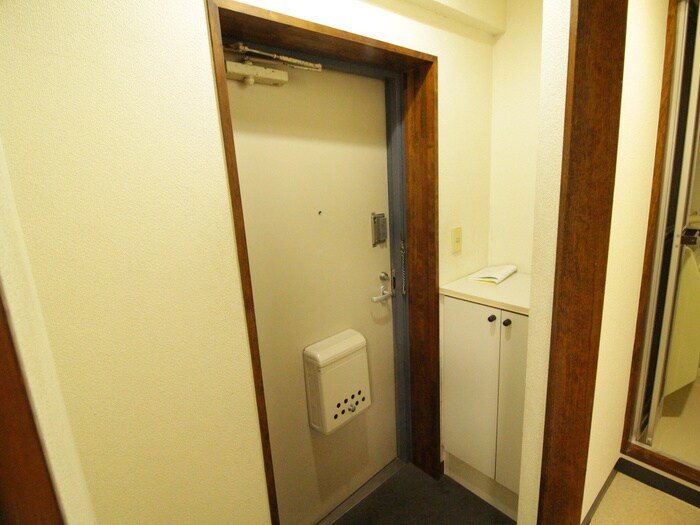 物件内観写真17　(玄関)