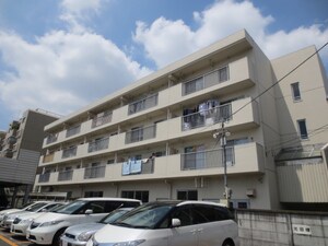 コスモマンション外観写真