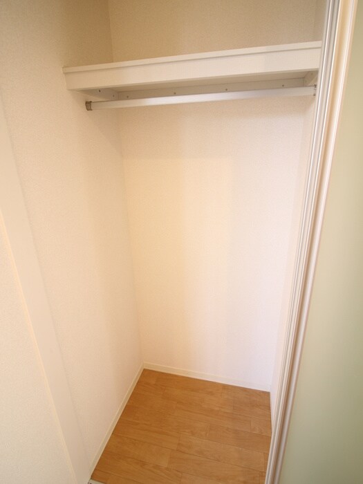 物件内観写真13　(収納)
