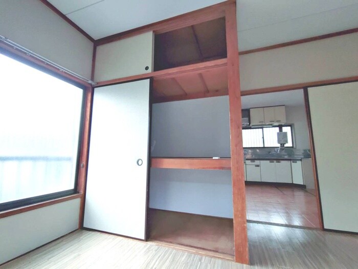 物件内観写真10　(収納)